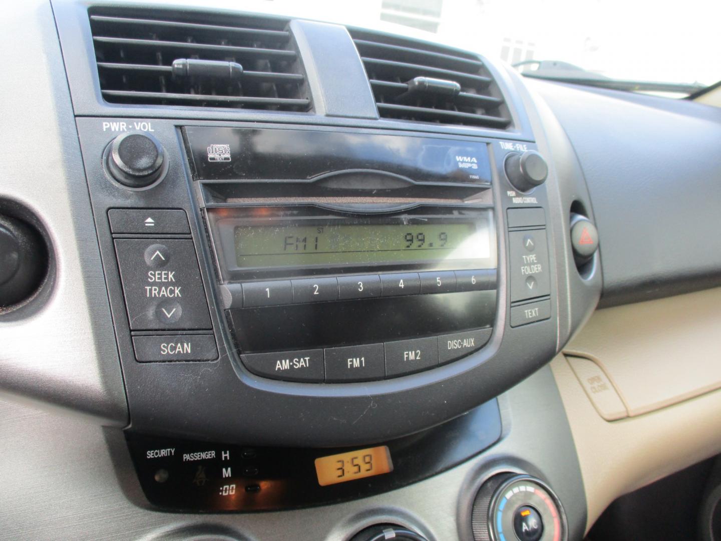 2011 GRAY /tan Toyota RAV4 Base I4 4WD with 3rd Row (2T3JF4DV5BW) with an 2.4L L4 DOHC 16V engine, 4-Speed Automatic transmission, located at 540a Delsea Drive, Sewell, NJ, 08080, (856) 589-6888, 39.752560, -75.111206 - Photo#21